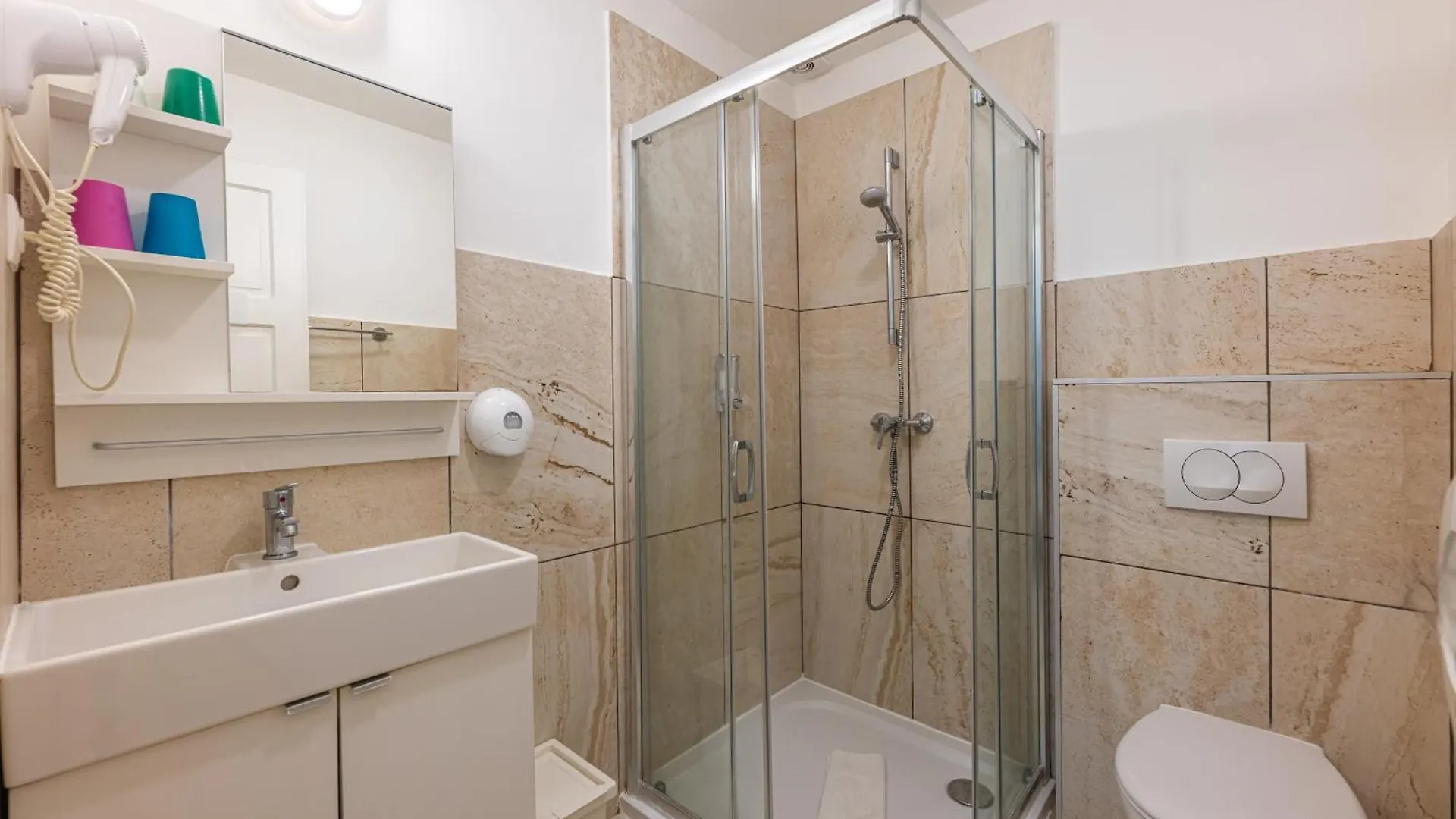 Amber Gardenview Studios Downtown Budapeste Apart-hotel