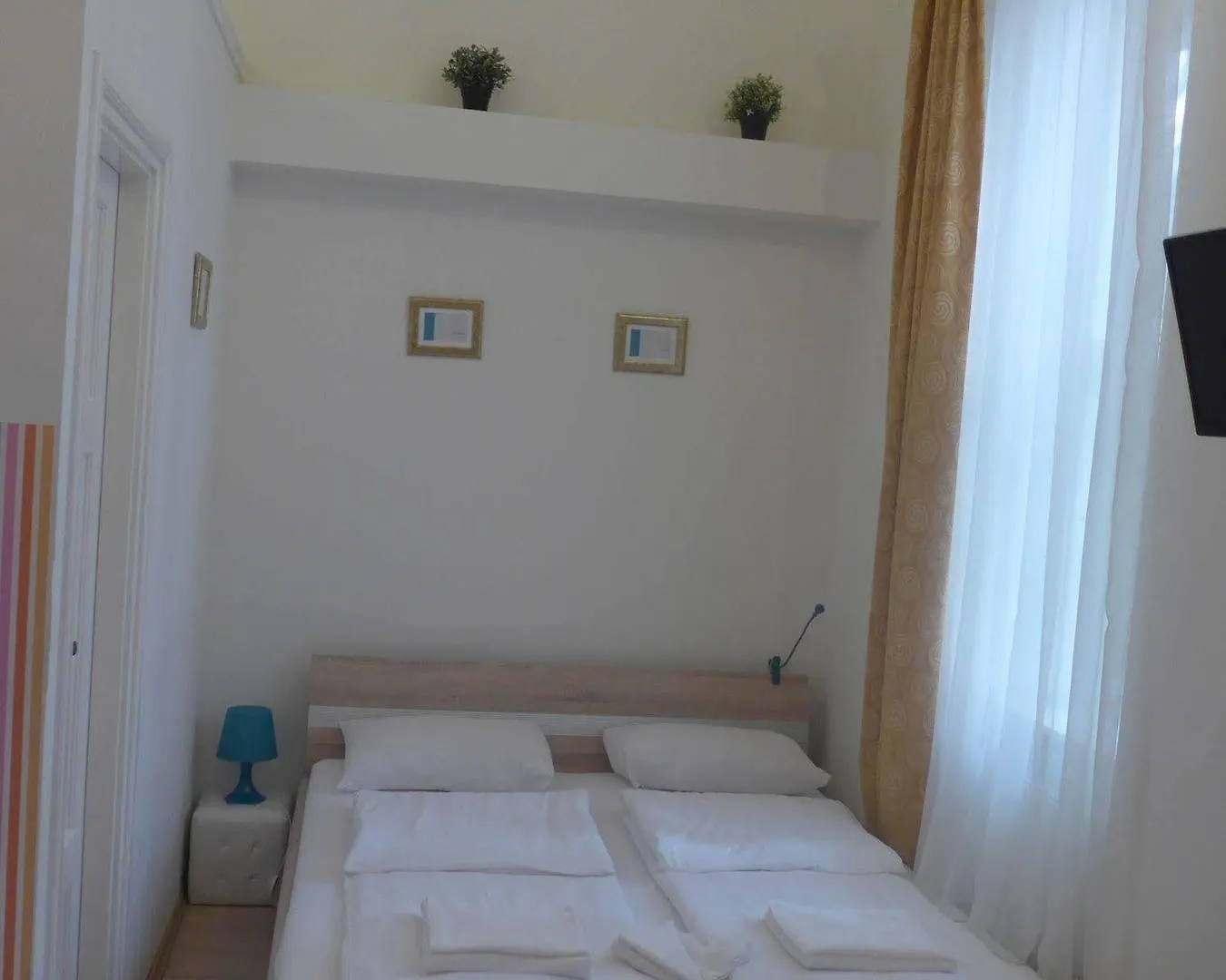 Aparthotel Amber Gardenview Studios Downtown Budapest