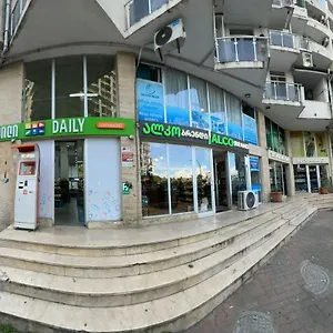 alliance-pallace-leo-group-apartments.batumihotels.net/